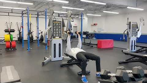 Dumbbell Alternating Skull Crusher