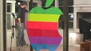 Amazing Apple Logo Illusion!