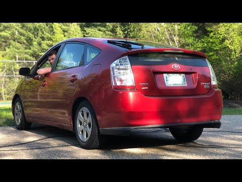 LOUDEST PRIUS EVER!! (STRAIGHT PIPED)