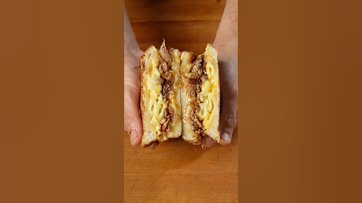 Rib and Mac & Cheese SANDWICH #bbq #sandwich #pov