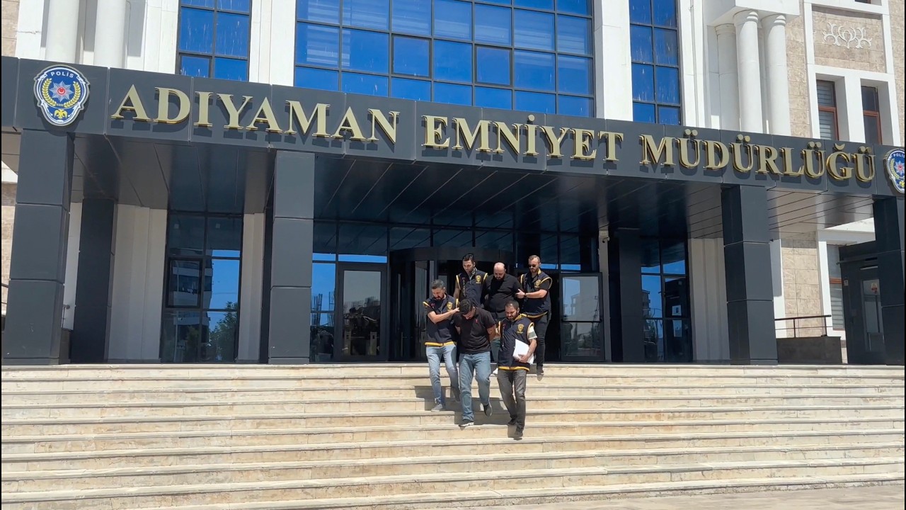 Adıyaman’da minibüs şoförüne saldıran 2 şüpheli tu