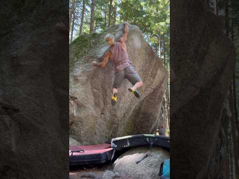 Beta Video for climb Titanic Lunge v4, Squamish