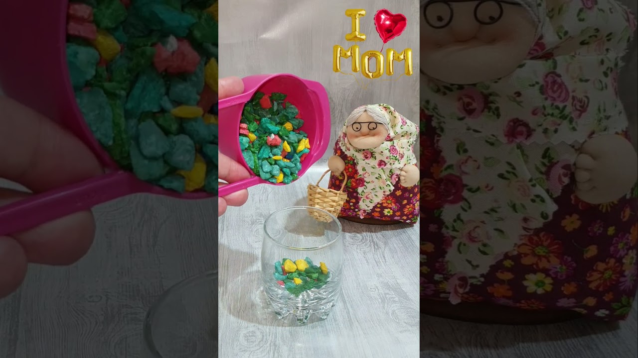 Reverse Dance: Marbles, Flowers, Pearls. 