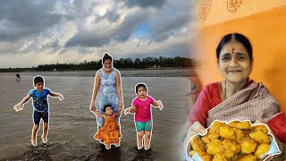 एक संध्याकाळ मुलांसोबत समुद्रावर आजीने बनवली कांदा भज्जी Crazy Foody Ranjita