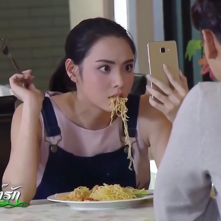 Their iconic first encounter😂 #panthakanrak  #mookdanarinrak #bank #thaidrama #shortsfeed #shorts