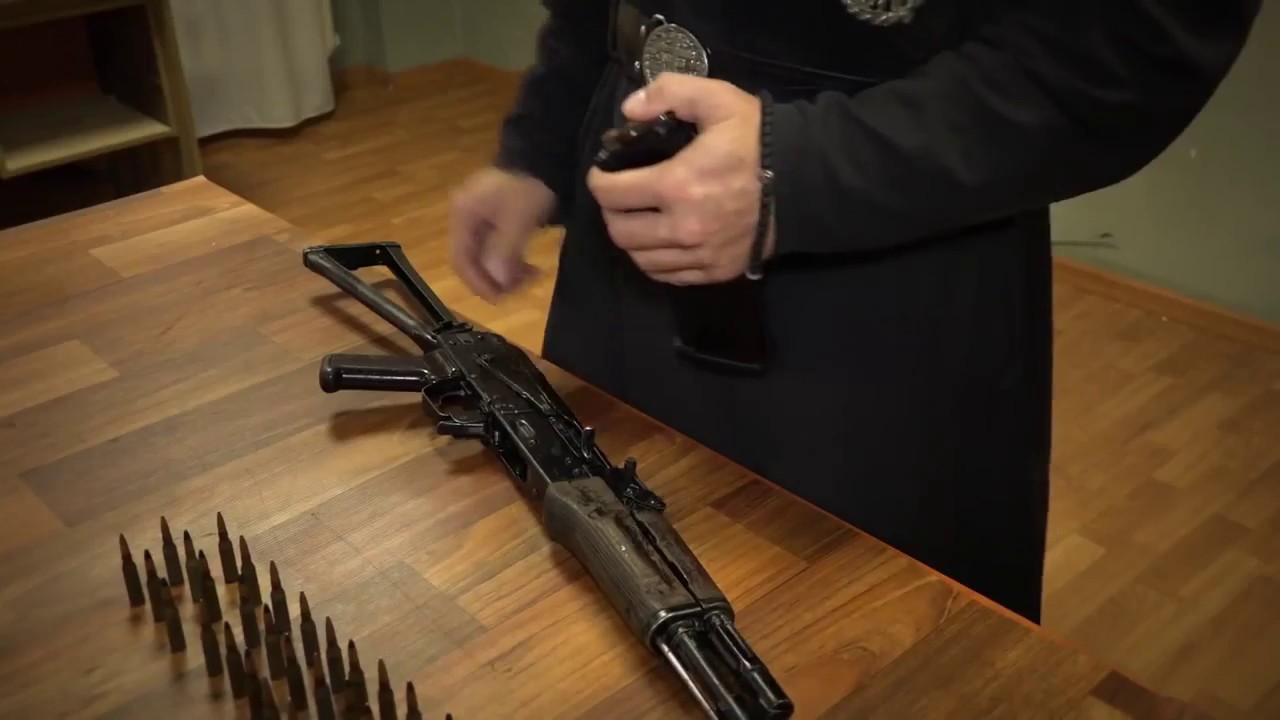 Батюшка на машине