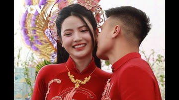 Đám hỏi Quang Hải - Chu Thanh Huyền: Từ dàn siêu xe 25 tỷ đồng đến tráp dát vàng đính 700 viên đá