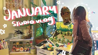 January Studio VLOG | Doing admin work & packing orders | week in my life as a small business owner