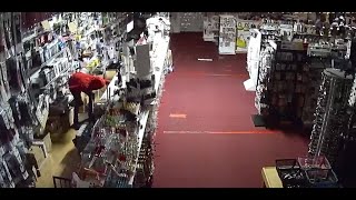 VIDEO: Detroit police seeks help locating man wanted for breaking into clothing stores