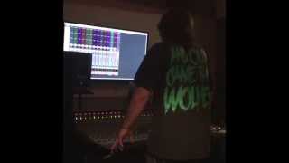 Data Ghost   Tracking Drums 2