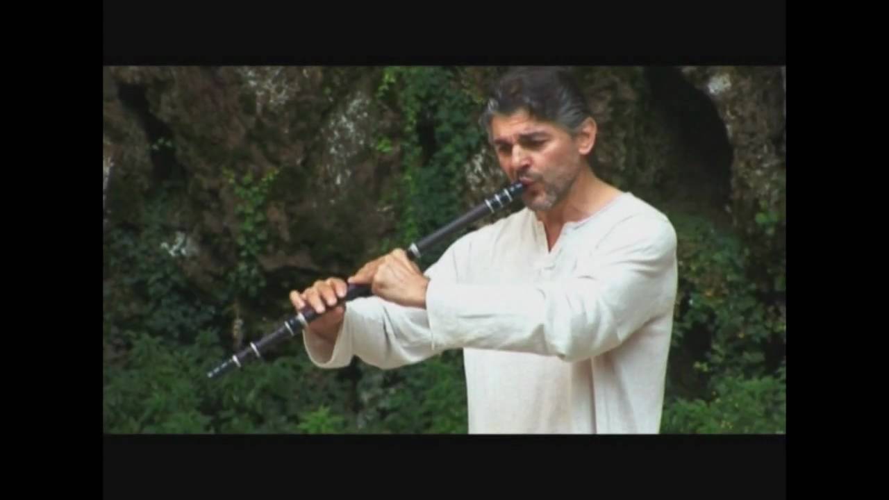 Theodosii Spassov-Kaval improvisation.wmv