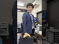 部下のカバンの持ち手を切り取る。 #shorts