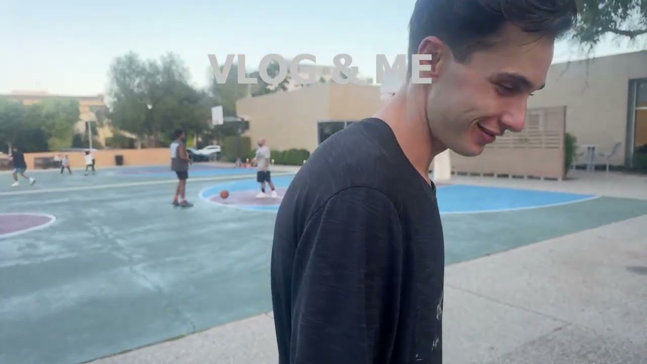 "Mio marito pensava che fossi solo un'altra donna pazza che cercava di rovinare la sua partita di basket. Ma io avevo appena visto il suo vero volto, quello che non mostra mai a casa." L'ho...