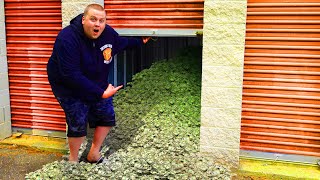 I Bought a Storage Unit LOADED WITH MONEY From Floor To Ceiling!