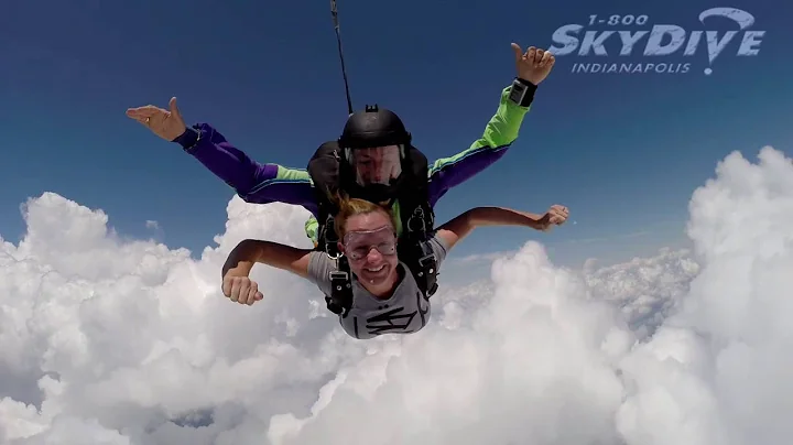 Victoria Gipson's Tandem skydive!