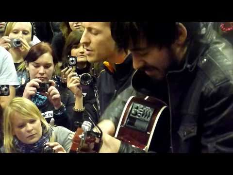 Linkin Park - Leave Out All The Rest (acoustic) 11...