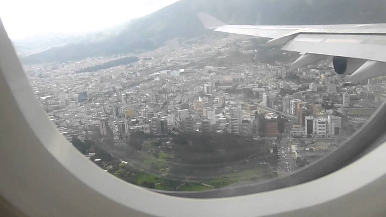 Quito Ultimo Vuelo De Madrid En El Aeropuerto Antiguo Mariscal