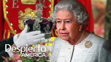 ¿Quién quitó la corona del ataúd de la reina?