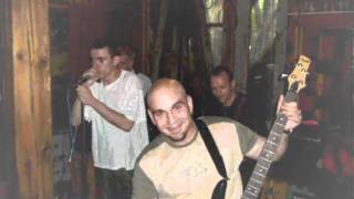 Recycle Bin - Everything Is Coming Up Roses (Black Cover)