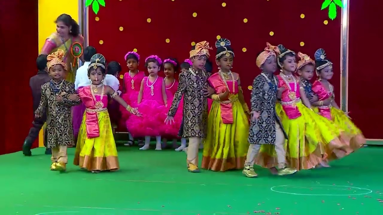 King and Queen dance by Johnians.