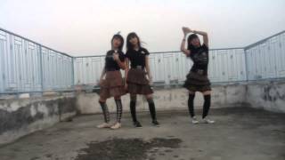 Cover dance by Lina Juliana and July