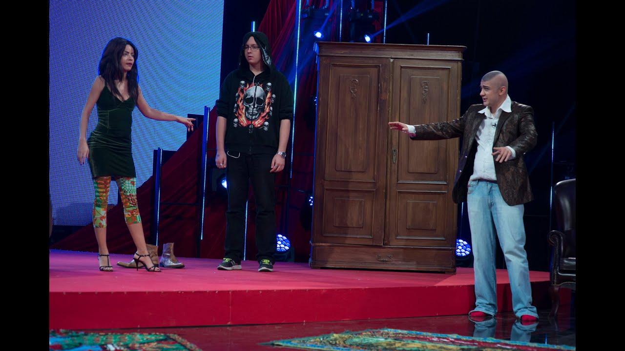 Nicolae Guţă şi Narcisa joacă într-o piesă de teatru