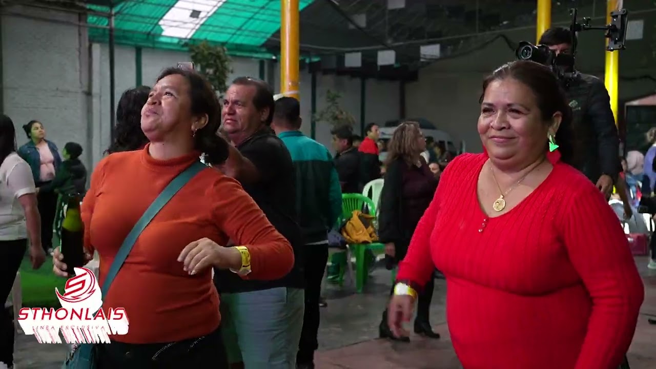 VOCES Y CUERDAS DE CUTERVO - MIX ZAPATITOS BLANCOS  ( EN VIVO ) CHICLAYO