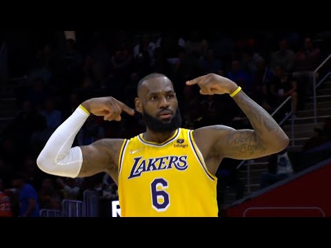 LeBron James Shocks World After Carries Entire Lakers At 37 With Vintage Dunks !
