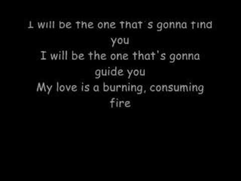 Skillet - Whispers In The Dark  + Lyrics