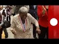 107-year-old "White House dancer" meets Harlem Globetrotters