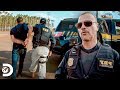 Tentando escapar de policiais armados | Operação Fronteira America Latina | Discovery Brasil