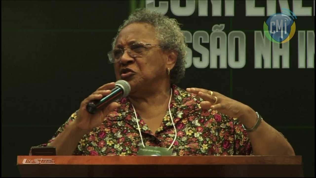 Edmeia Williams - A Igreja ainda respira