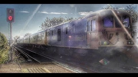 GBRF 73962 And 73961 Pass Hampden Park With Ilkley Moor Bah Tat Working 1Q56 Tonbridge to Reading.