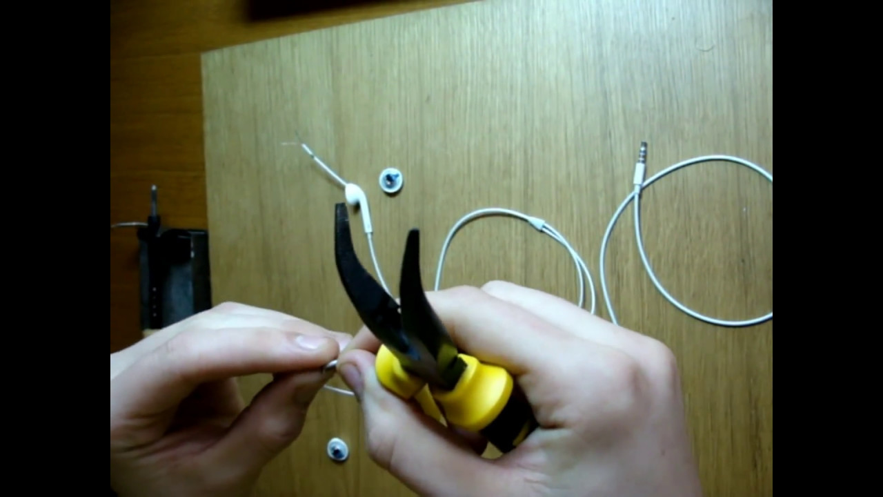Заміна проводу в навушника Ear poods( Iphone) , замена провода в ...