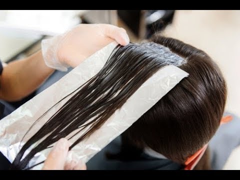 Enkele tips om aluminiumfolie te gebruiken om je haar te verzorgen