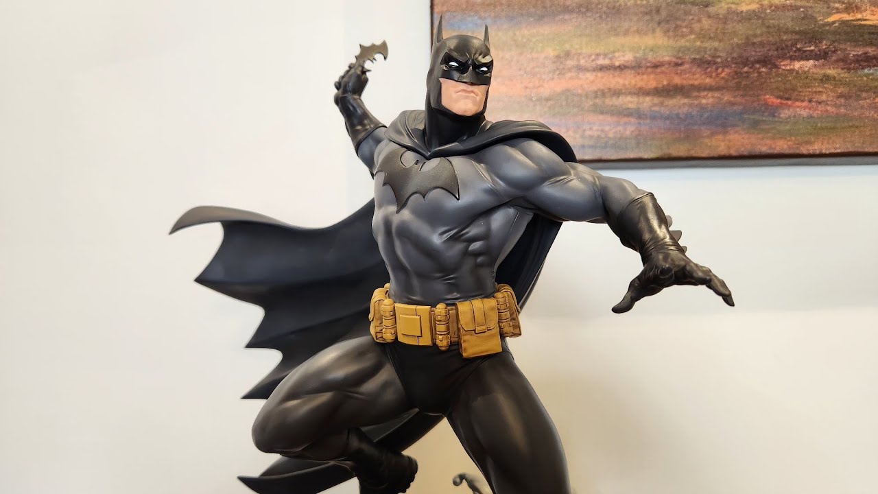 Tweeterhead Batman 2.0 1:6 scale statue from Sideshow Collectibles
