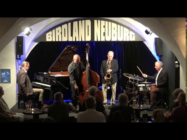 Scott Hamilton  Quartett  - Set 1 aus dem Konzert vom 12.09. aus dem Birdland Neuburg