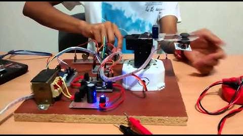 Brazo Robótico - con ARDUINO (Open Hardware)