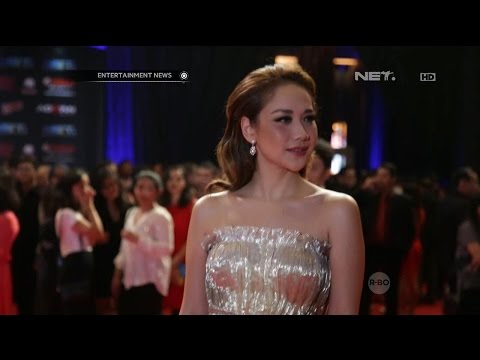 Penampilan Bunga Citra Lestari di Red Carpet NET Penampilan Bunga Citra Lestari di Red Carpet NET