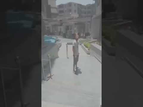 لما احد تبقى بتحكي له على حبيبتك وفي الاخر يخونك ترد علي بكلمه واحده بس