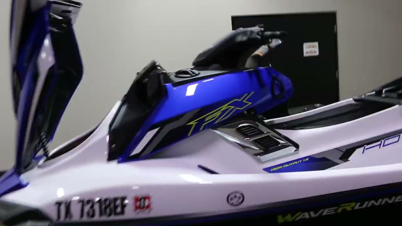 2018 Yamaha Waverunner FX HO, only 17 hours of run time, very 