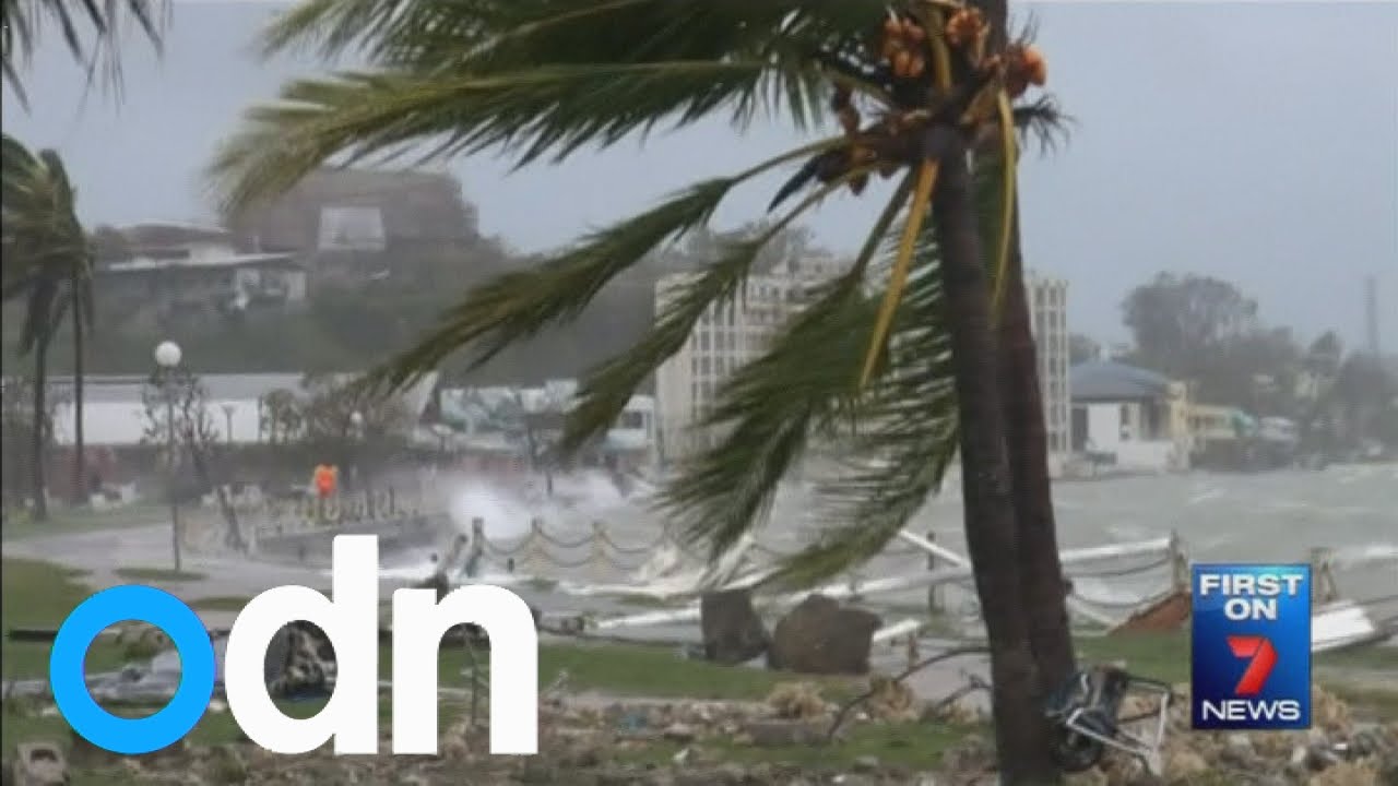 First Aid Cyclone Cyclone Pam: First aid workers arrive in devastated Vanuatu - YouTube