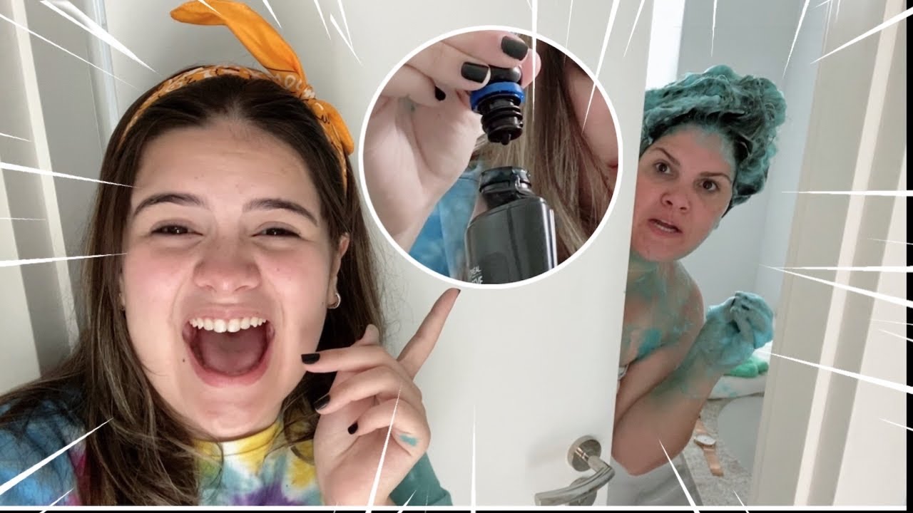 COLOQUEI CORANTE AZUL NO SHAMPOO DA MINHA MÃE!