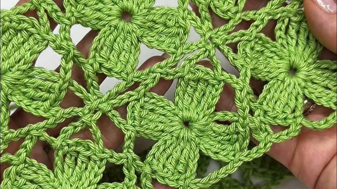 Узор крючком цветы мотивы без отрыва нити. Клевер. Второй ряд