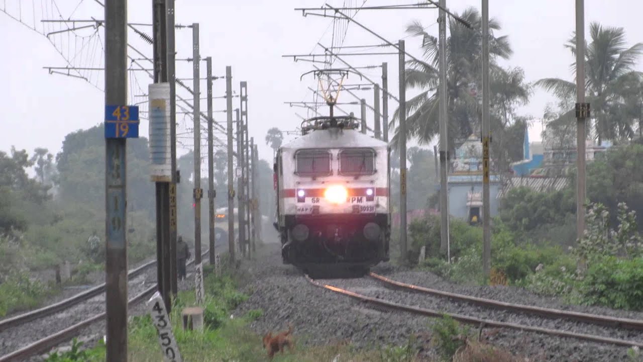 RPM WAP-7 with 16713 MS-RMM Sethu Express on a rainy evening - YouTube