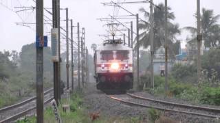 Rpm Wap-7 With 16713 Ms-Rmm Sethu Express On A Rainy Evening