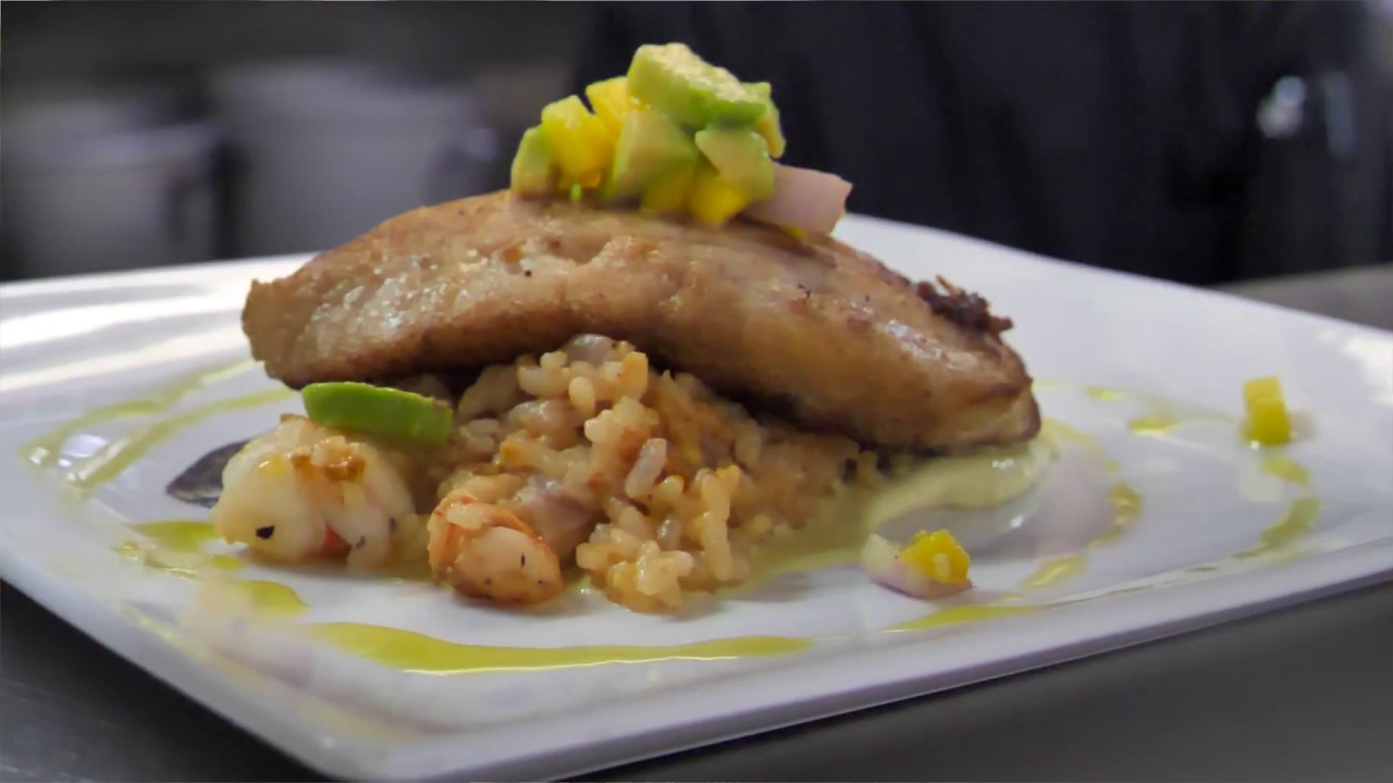 Fresh seafood and waterfront views at River Rocks in Melbourne, FL