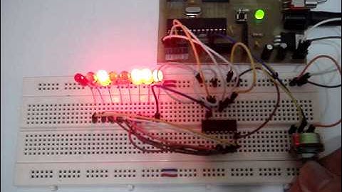 74HC595 8 bit Shift Register