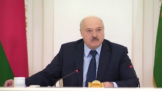 Лукашенко: Не будут сидеть сегодня, где надо - я тебя посажу! Задействуй кого хочешь!