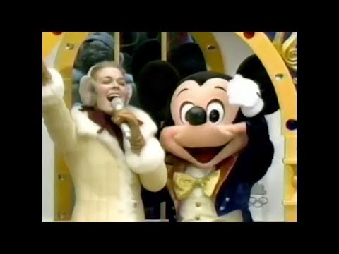 leann-rimes-remember-when-nbc-macy's-thanksgiving-day-parade-(2005)